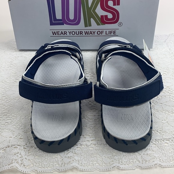 Muk luks Azzurite Sandals Sz 9 New NWT Navy blue Gray Light cushioned Non skid - Picture 4 of 13